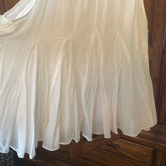 Free people sleeveless flowing cotton white top size M - Picture 2 of 4